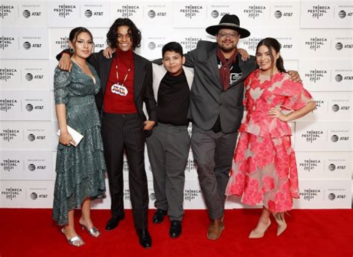 Actor Lane Factor with D'Pharaoh Woon-A-Tai, Devery Jacobs, and Paulina Alexis and mother Kelly Howell Factor Actor Lane Factor with D'Pharaoh Woon-A-Tai, Devery Jacobs, and Paulina Alexis and mother Kelly Howell Factor
