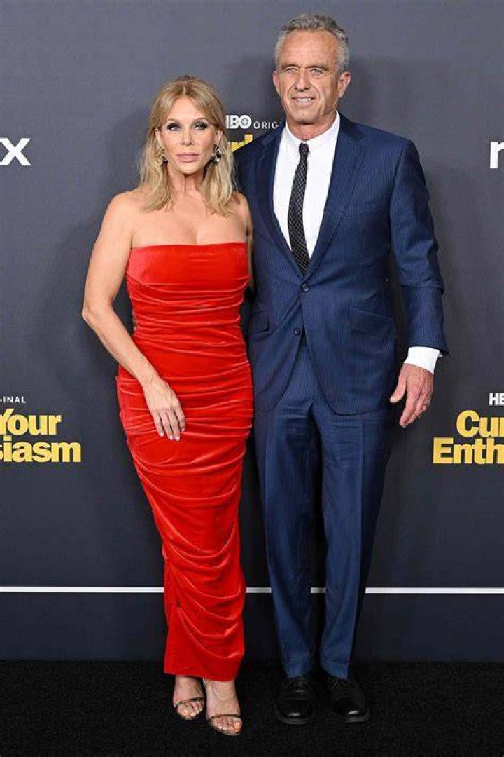 Cheryl Hines Cheryl Hines
