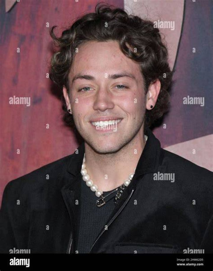Ethan Cutkosky Ethan Cutkosky