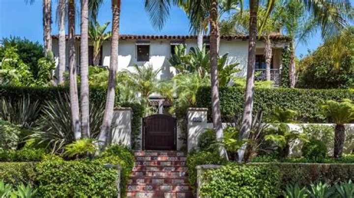 Fred Savage house: Where does Fred Savage live? 2 fred savage house