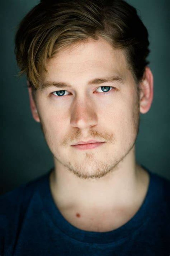 Gavin Stenhouse Net Worth
