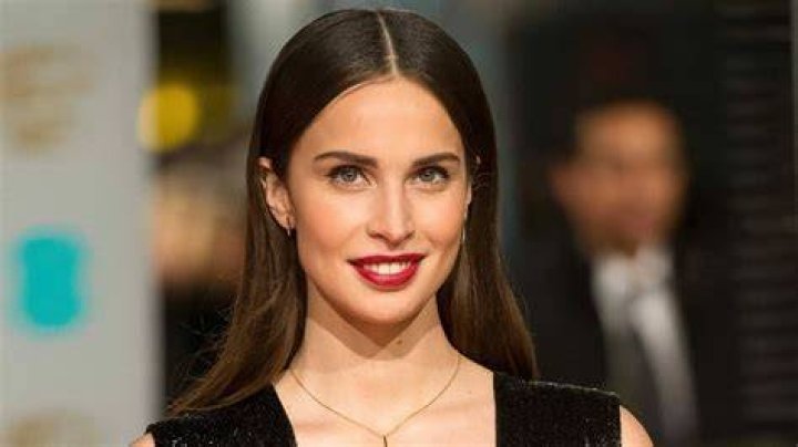 Heida Reed Net Worth