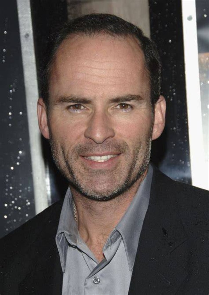 Mark Derwin Net Worth
