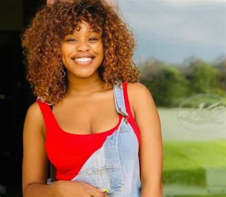 Natasha Thahane net worth: Biography, age, height, boyfriend, Instagram 1 Natasha Thahane