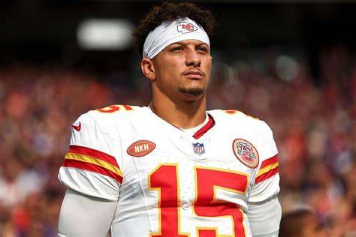 Who is Pat Mahomes, Patrick Mahomes dad? 1 Pat Mahomes