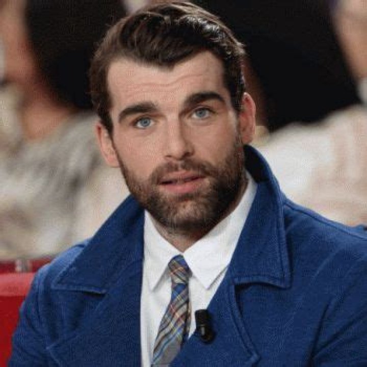 Stanley Weber Net Worth